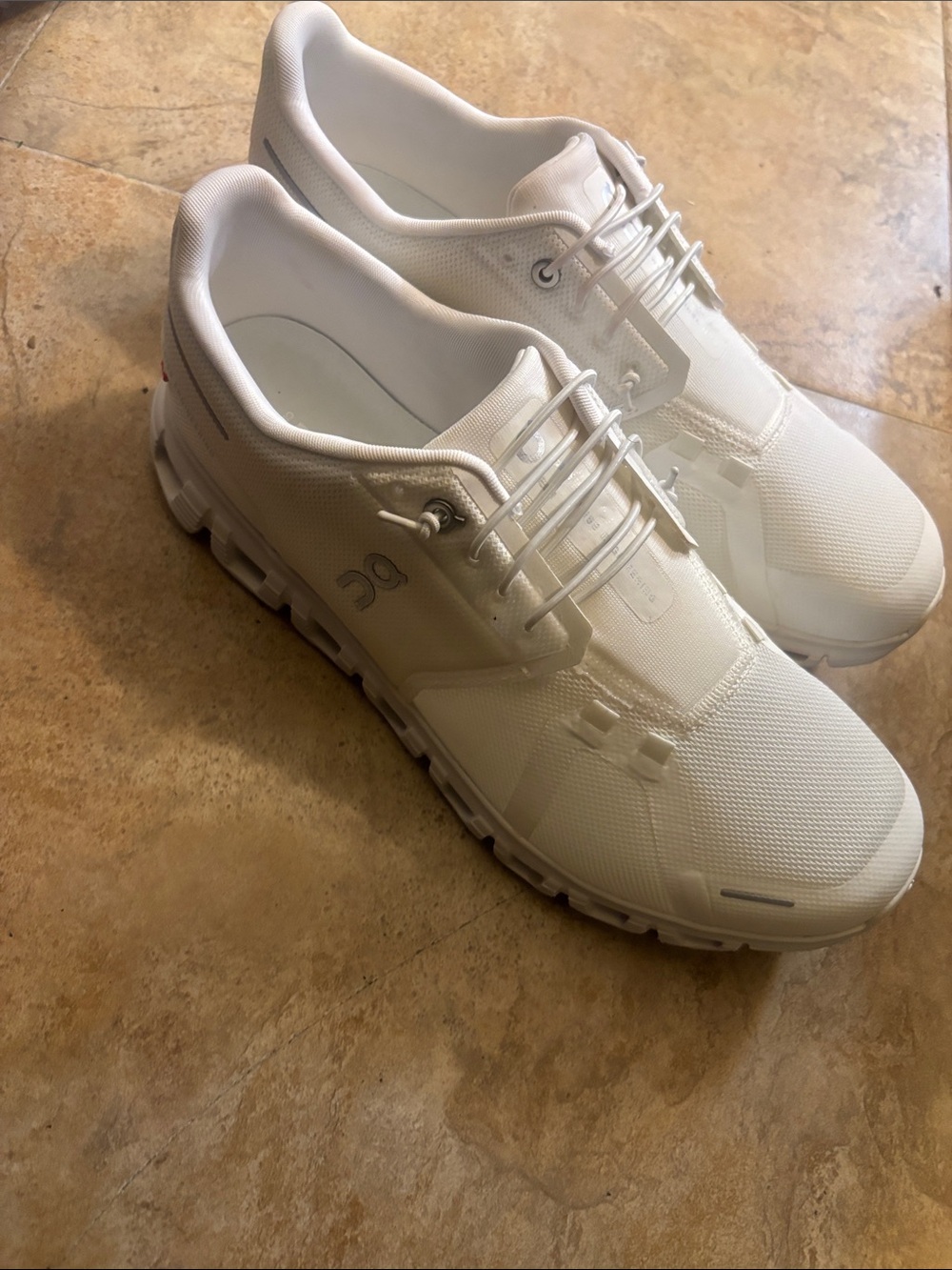 On Running All-White Men’s Lightweight Sneakers